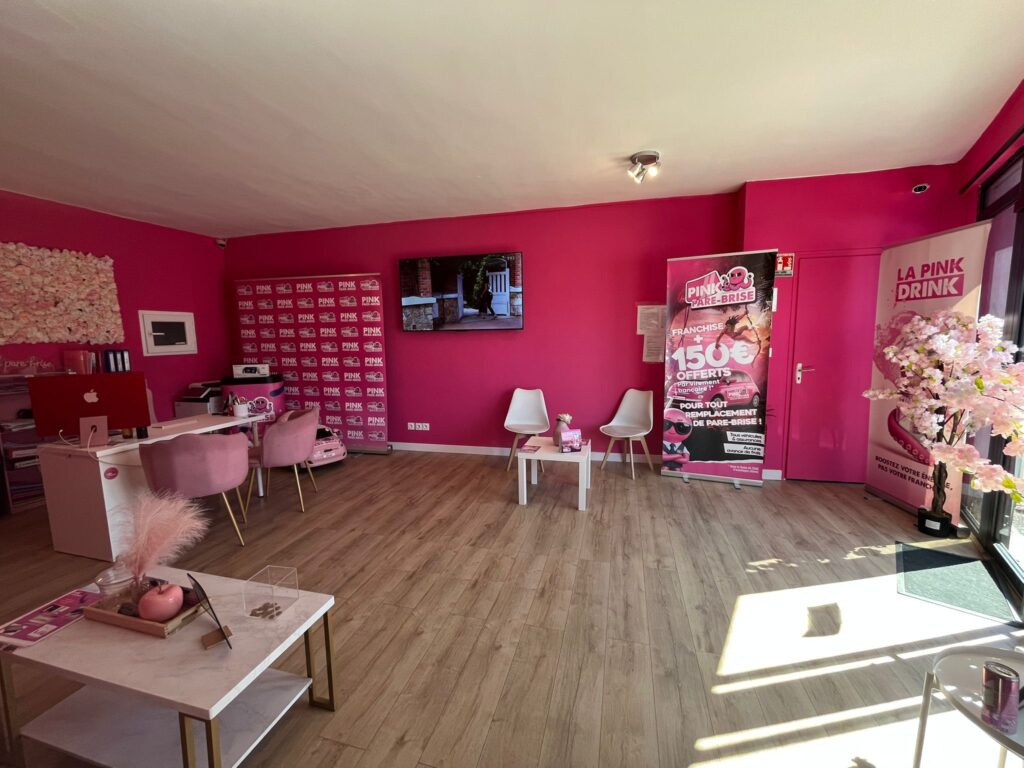espace attente pink pare-brise